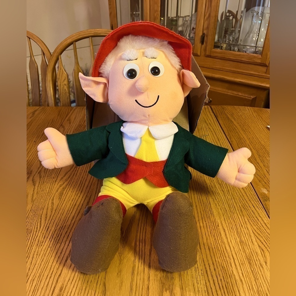 VINTAGE 1980’s 22” Plush Keebler Elf